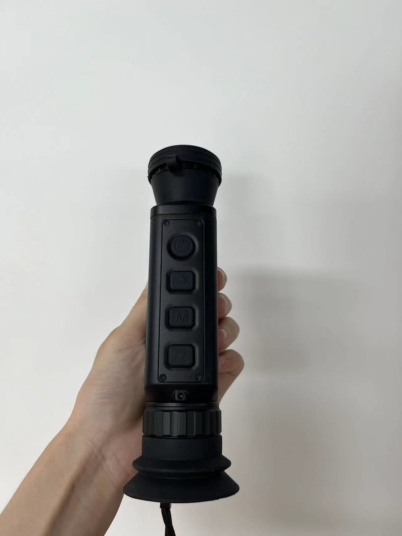กล้องมองกลางคืนแบบมองเห็นในที่ - Hunting Thermal Imaging Scope บทวิจารณ์และราคา